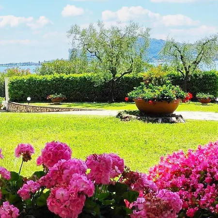 Villa Cecilia Fronte Con Aria Condizionata E Ampio Giardino