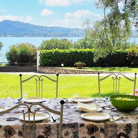 Cecilia Fronte Con Aria Condizionata E Ampio Giardino * San Felice del Benaco