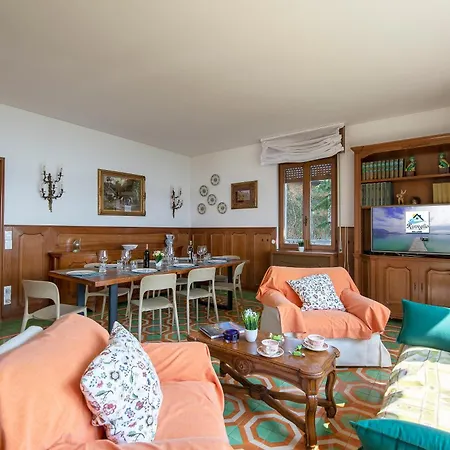 Cecilia Fronte Con Aria Condizionata E Ampio Giardino Villa *
