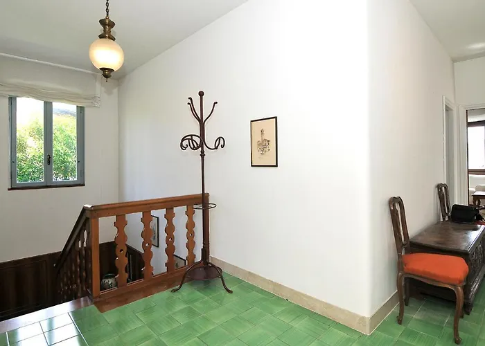 Cecilia Fronte Con Aria Condizionata E Ampio Giardino ヴィラ