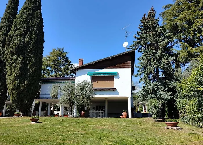 Cecilia Fronte Con Aria Condizionata E Ampio Giardino ヴィラ *